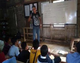 kursus bahasa inggris bersama cermat suwawal timur